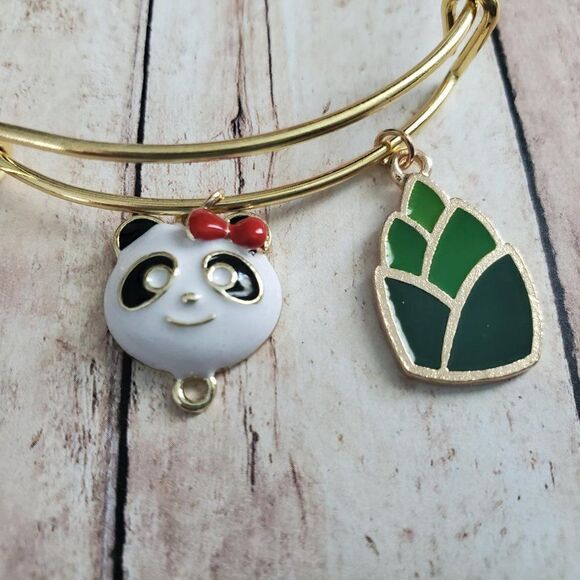 Gold Panda Bracelet, Zoologist Gift - Picture 3 of 11